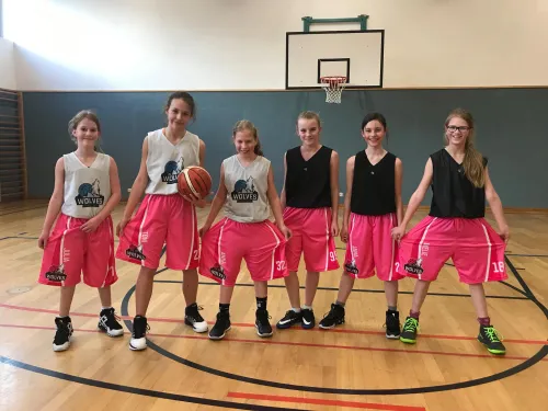 Neue Designs von 43 Basketball