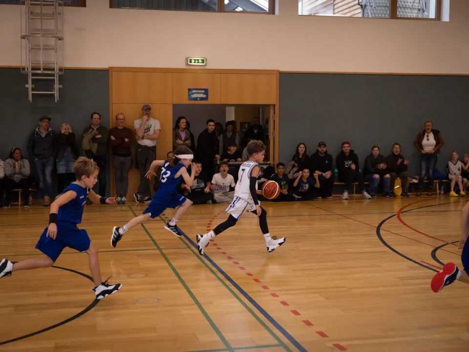 XU10 - Erste Meisterschaftsrunde