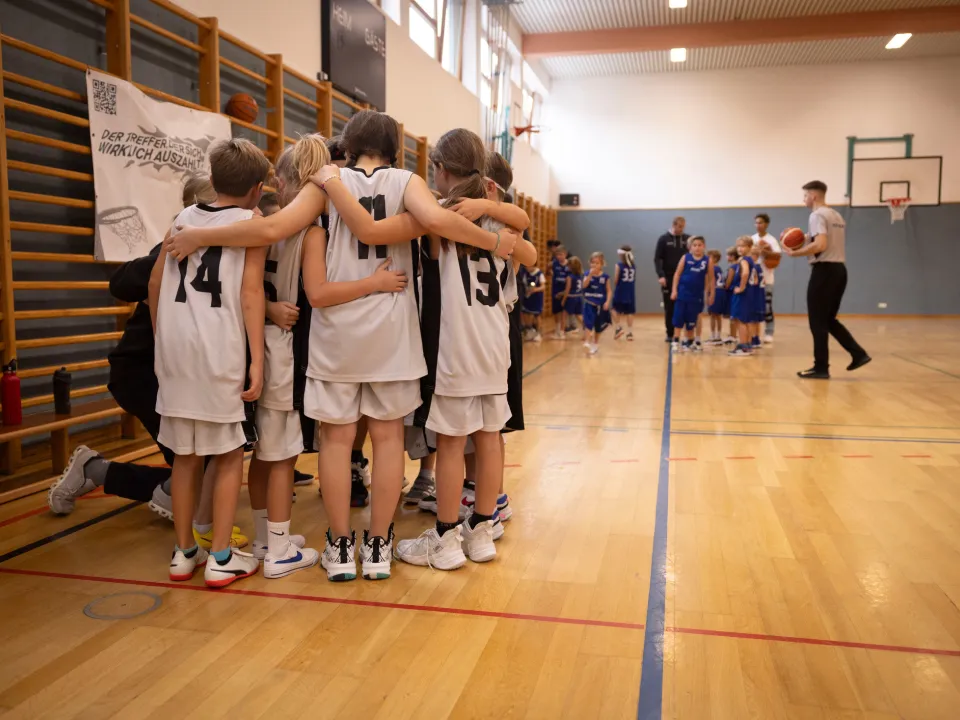 XU10 - Erste Meisterschaftsrunde