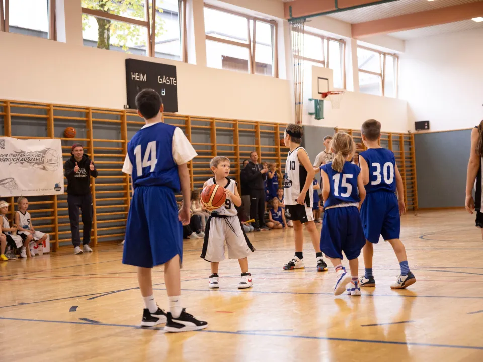 XU10 - Erste Meisterschaftsrunde