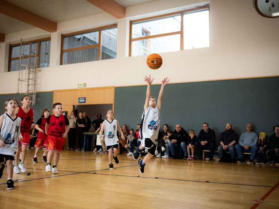 MU10 FUWO vs. Minis McDonalds Steyr