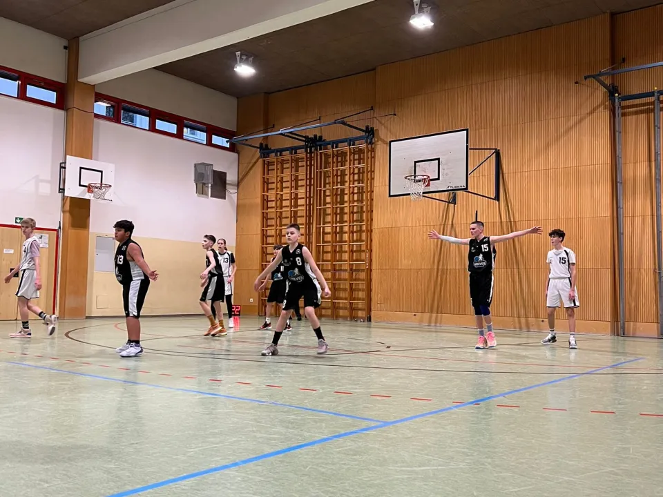 MU14 Wolves vs. BSC Salzburg