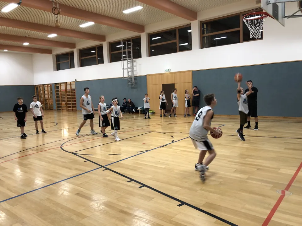 Knock Out Queen & King 2018