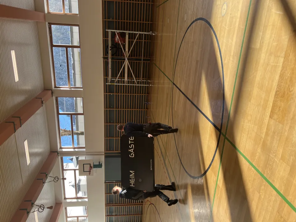 Update Halle - Anzeigetafel und 24 sec