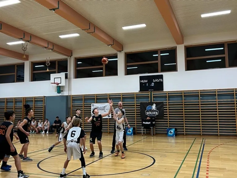 FUWO MU14 gewinnt erstes Meisterschaftsspiel