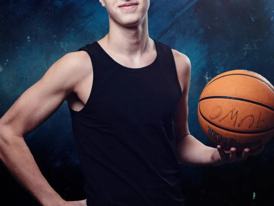 240917-fuwo-MEDIA-0W3A5282.CR3-0267-BENNI-683x1024