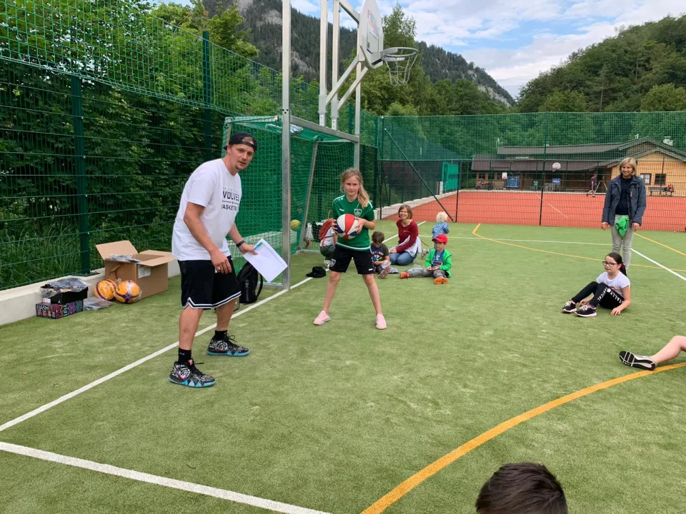 f341e27e-d824-4ef2-9b02-76f5f0dd86de